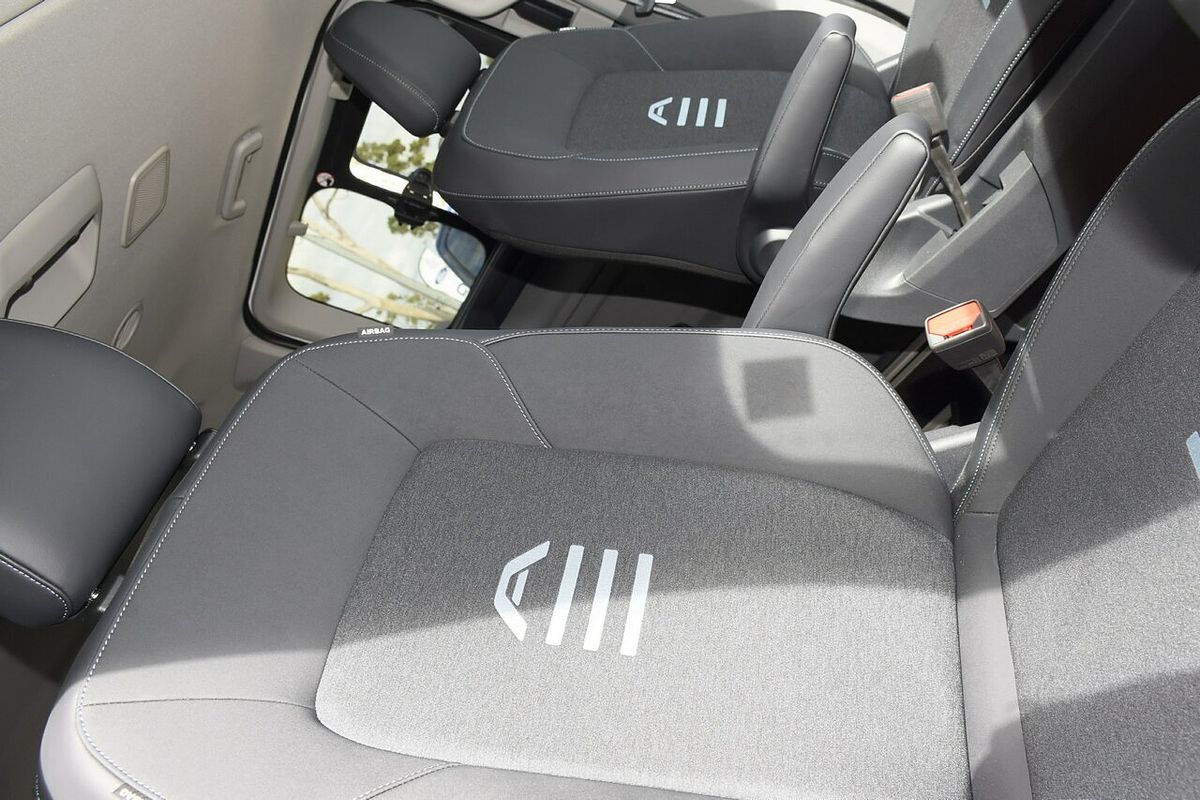 2024 Ford Tourneo Active AV SWB