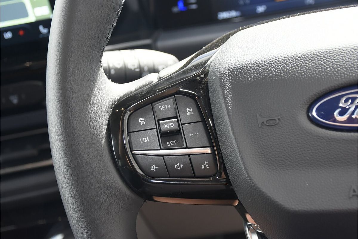 2024 Ford Tourneo Active AV SWB