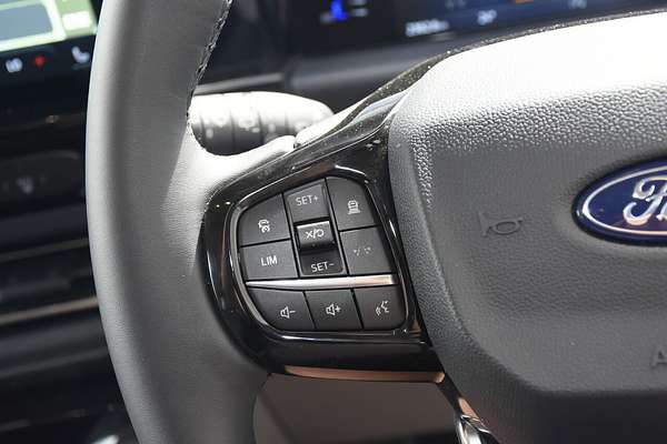2024 Ford Tourneo Active AV SWB