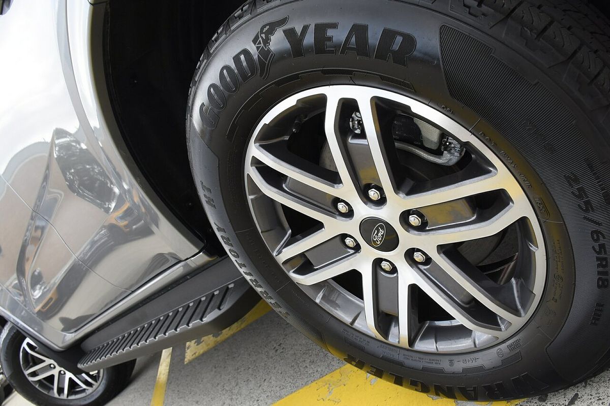 2023 Ford Everest Trend