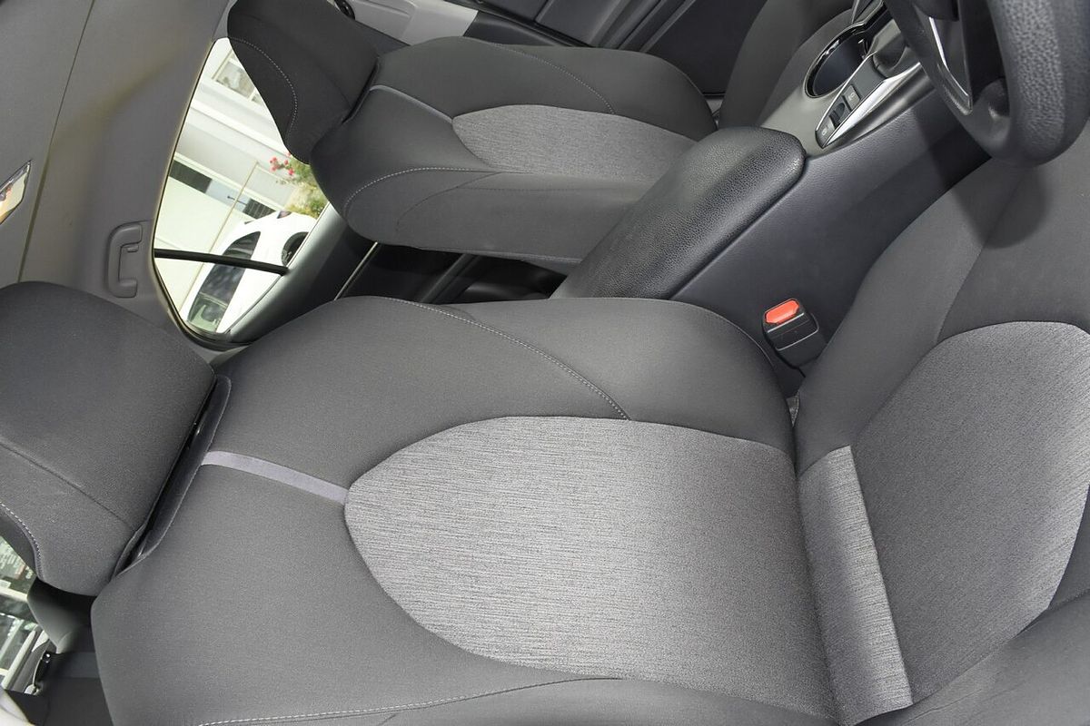 2021 Toyota Camry Ascent AXVA70R