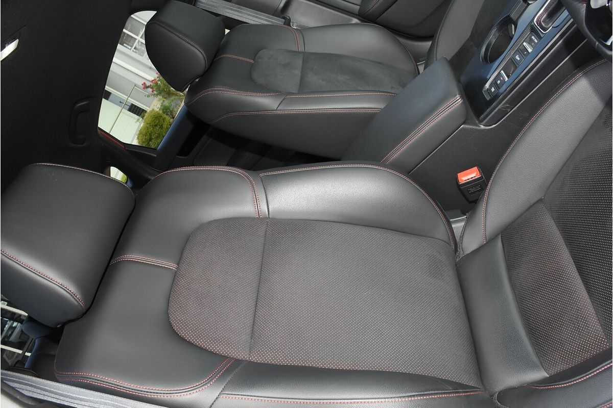 2022 Honda Civic VTi LX 11th Gen
