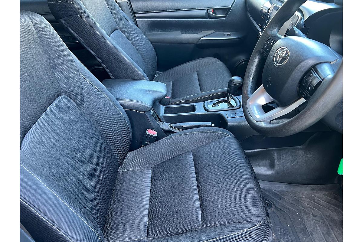 2022 Toyota Hilux SR GUN126R 4X4