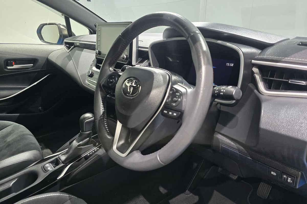 2020 Toyota Corolla ZR Hybrid ZWE211R