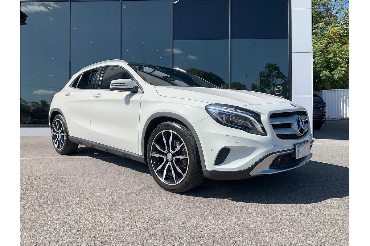 2015 Mercedes-Benz GLA-Class GLA250 X156