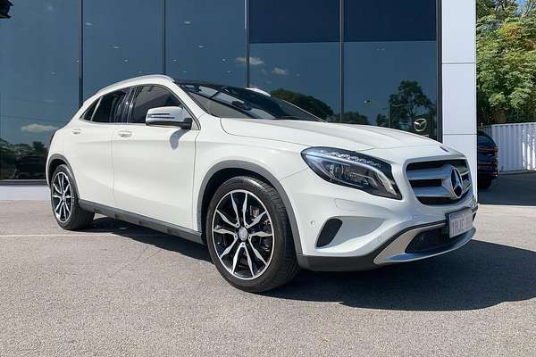 2015 Mercedes-Benz GLA-Class GLA250 X156