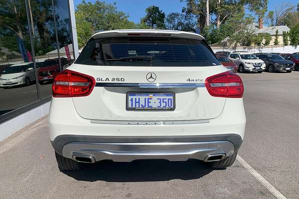 2015 Mercedes-Benz GLA-Class GLA250 X156