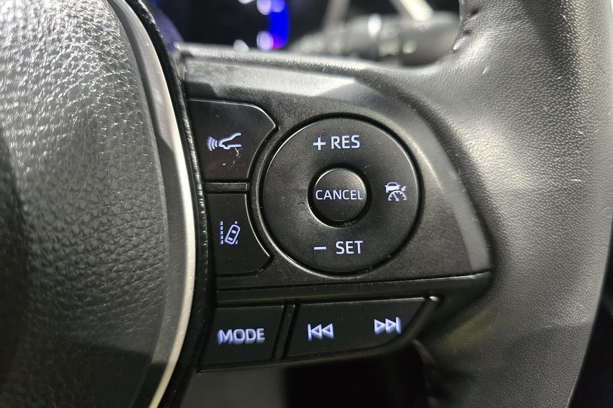 2020 Toyota Corolla ZR Hybrid ZWE211R