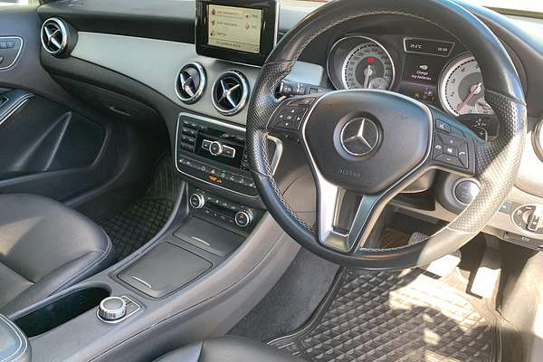 2015 Mercedes-Benz GLA-Class GLA250 X156