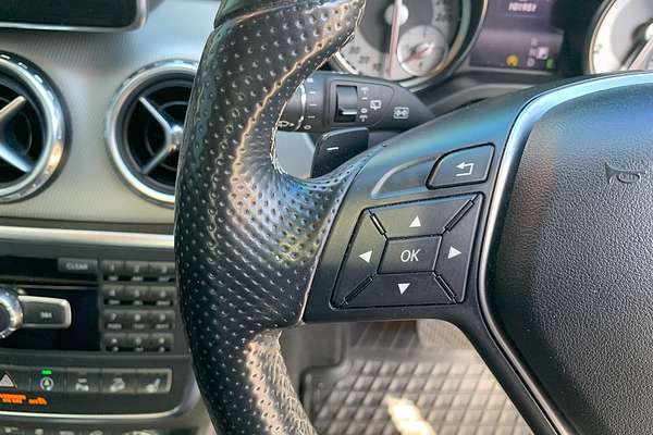 2015 Mercedes-Benz GLA-Class GLA250 X156