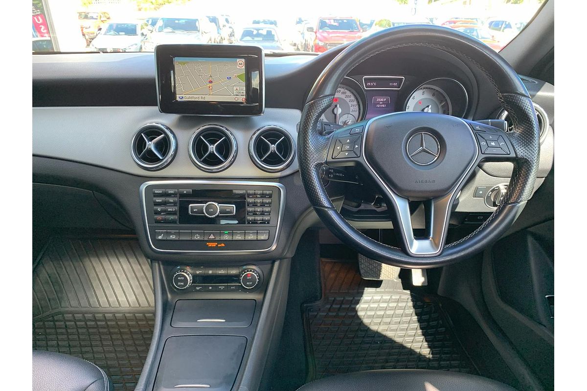 2015 Mercedes-Benz GLA-Class GLA250 X156