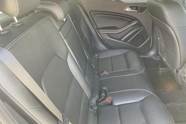 2015 Mercedes-Benz GLA-Class GLA250 X156