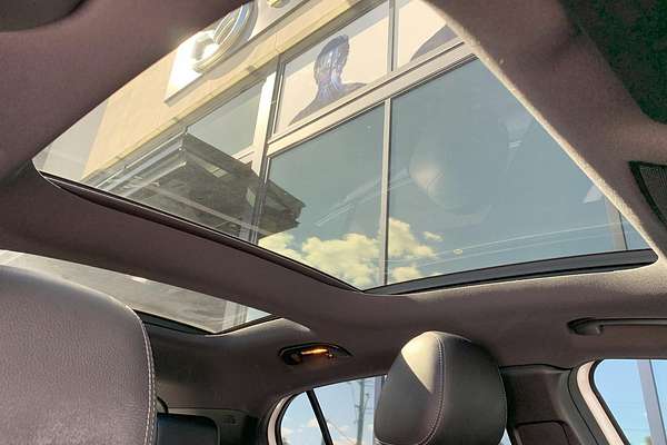 2015 Mercedes-Benz GLA-Class GLA250 X156