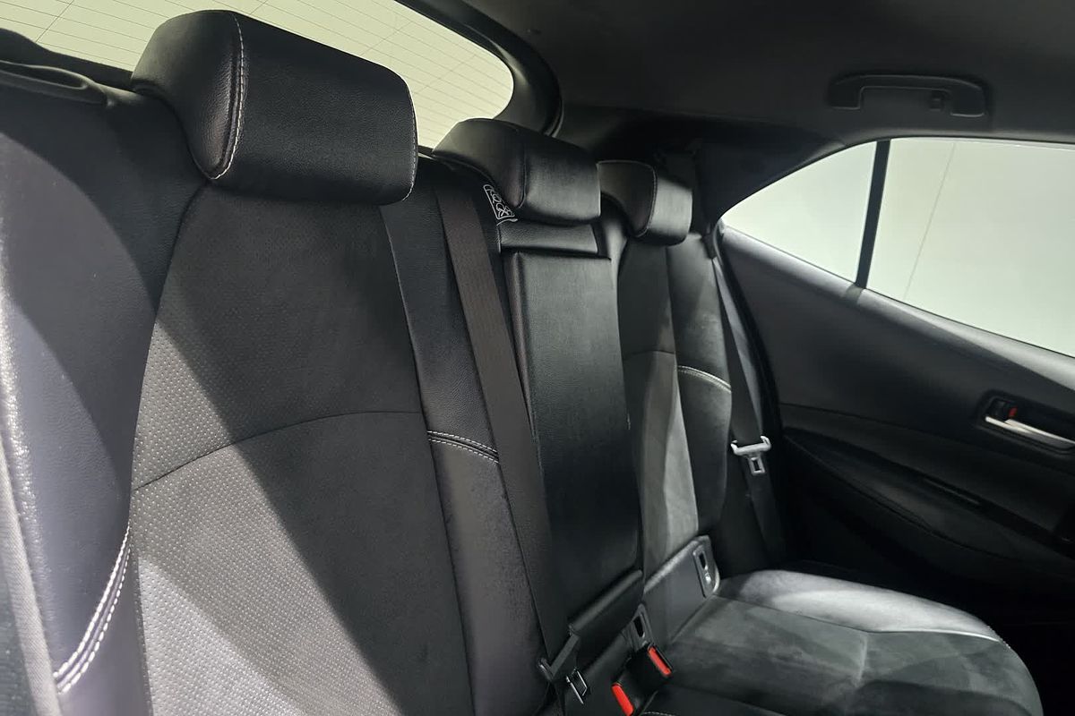 2020 Toyota Corolla ZR Hybrid ZWE211R