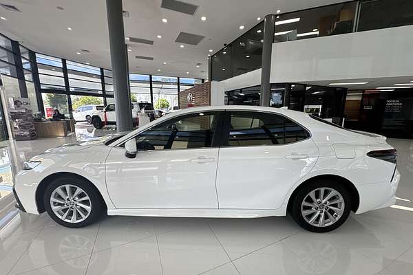 2022 Toyota Camry Ascent Sport AXVH70R