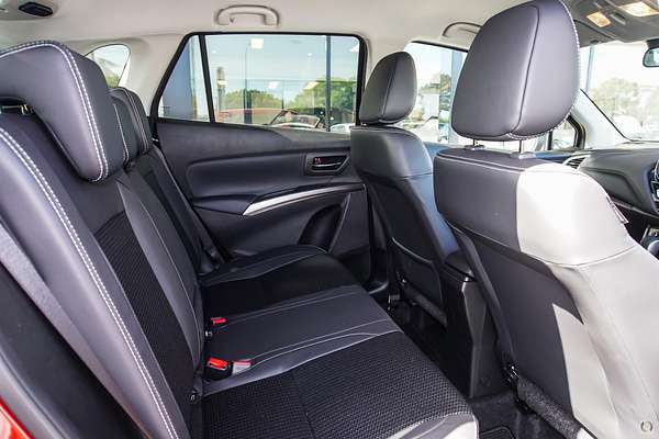 2023 Suzuki S-Cross Plus JYB