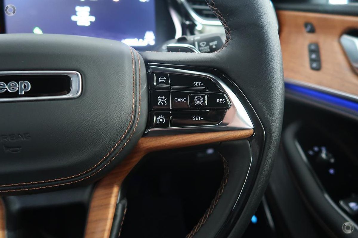 2023 Jeep Grand Cherokee Summit Reserve WL