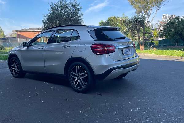 2017 Mercedes-Benz GLA-Class GLA180 X156