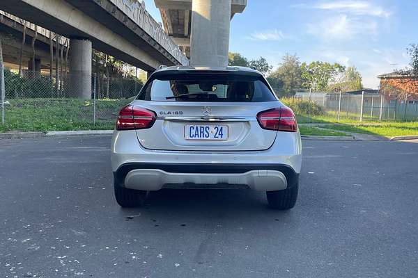 2017 Mercedes-Benz GLA-Class GLA180 X156