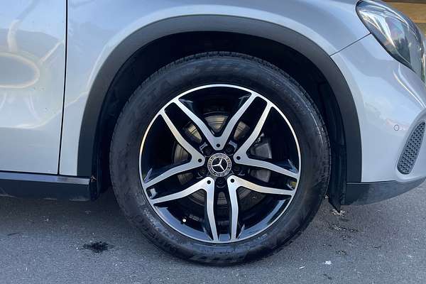 2017 Mercedes-Benz GLA-Class GLA180 X156