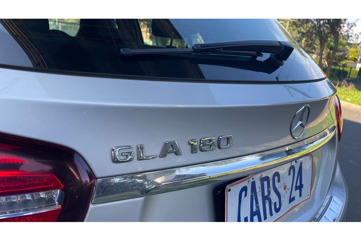 2017 Mercedes-Benz GLA-Class GLA180 X156