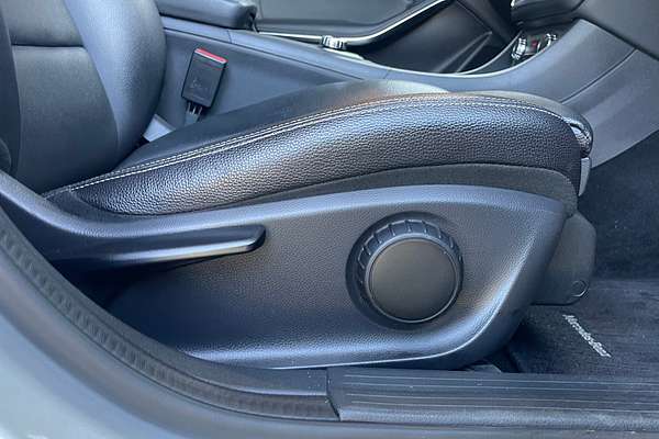 2017 Mercedes-Benz GLA-Class GLA180 X156