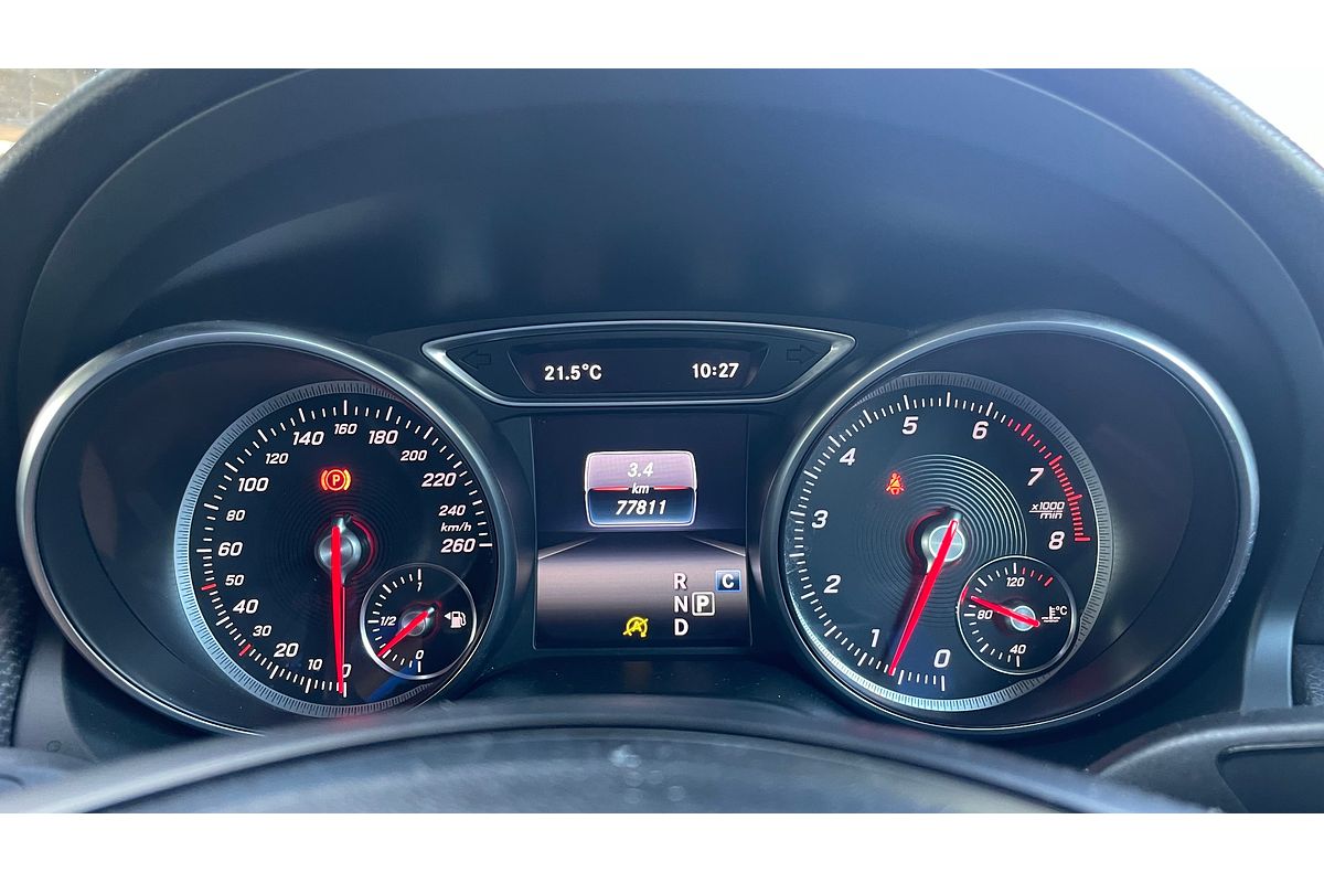 2017 Mercedes-Benz GLA-Class GLA180 X156
