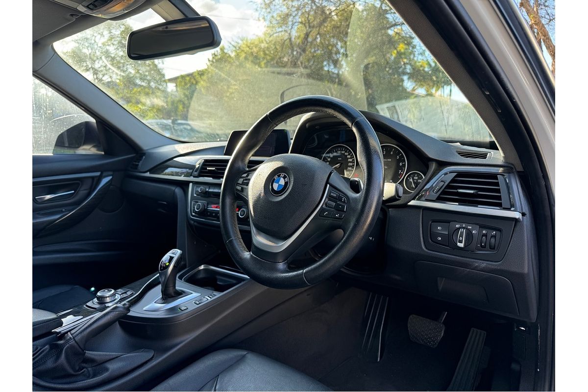 2013 BMW 3 Series 320i F30