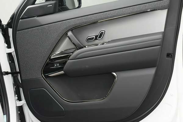 2025 Land Rover Range Rover Sport D250 Dynamic SE L461
