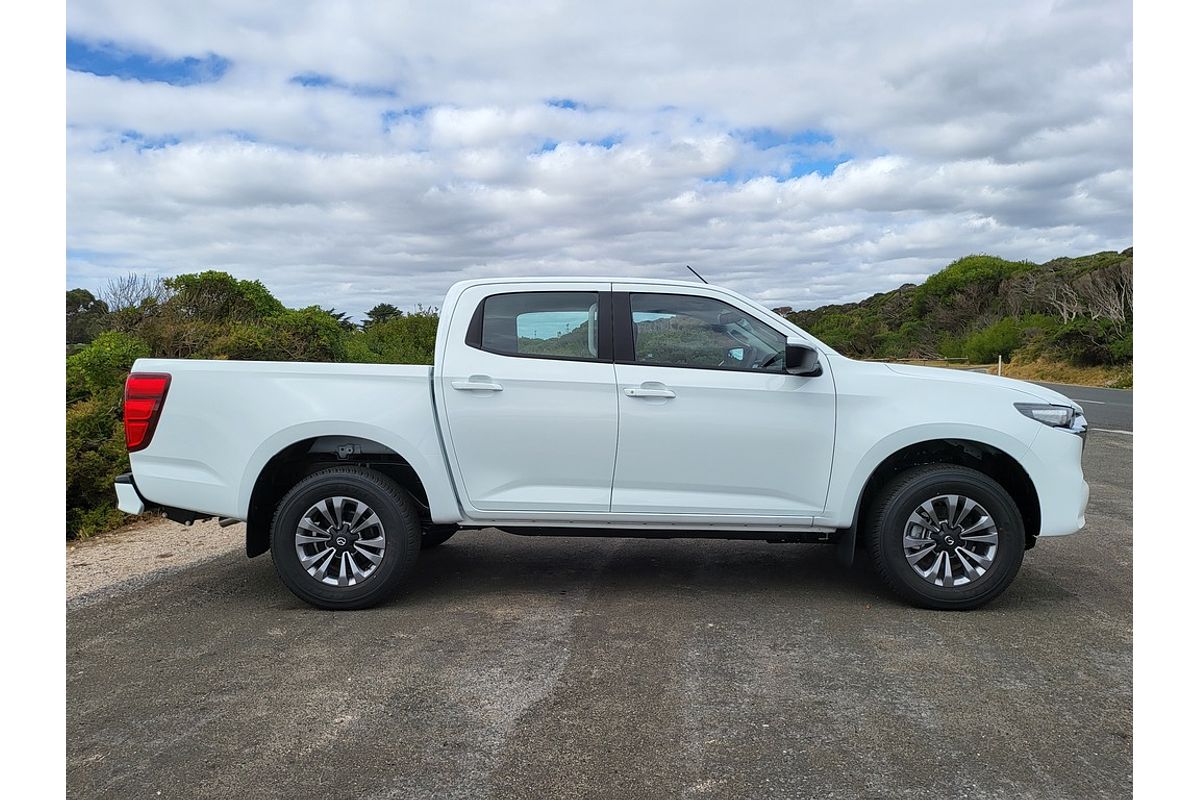 Mazda BT-50 E 6AUTO 3.0L DUAL CAB PICKUP XT 4X4