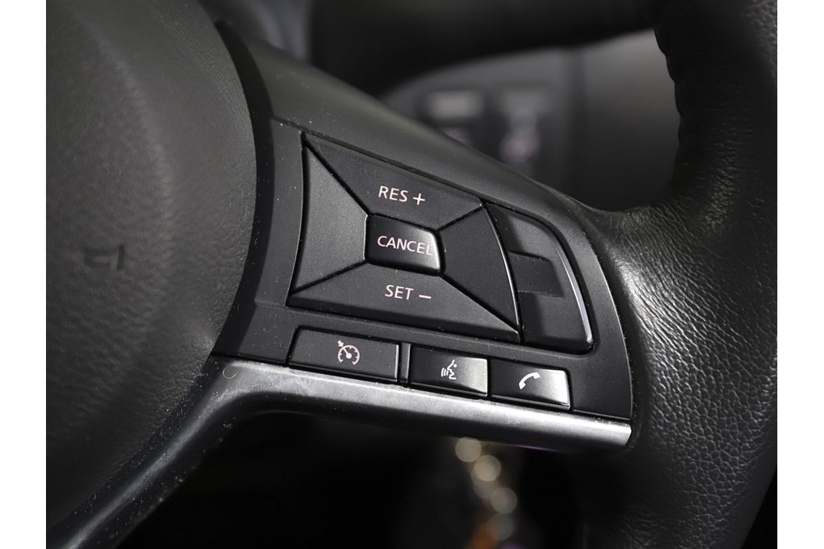 2021 Nissan Navara ST D23