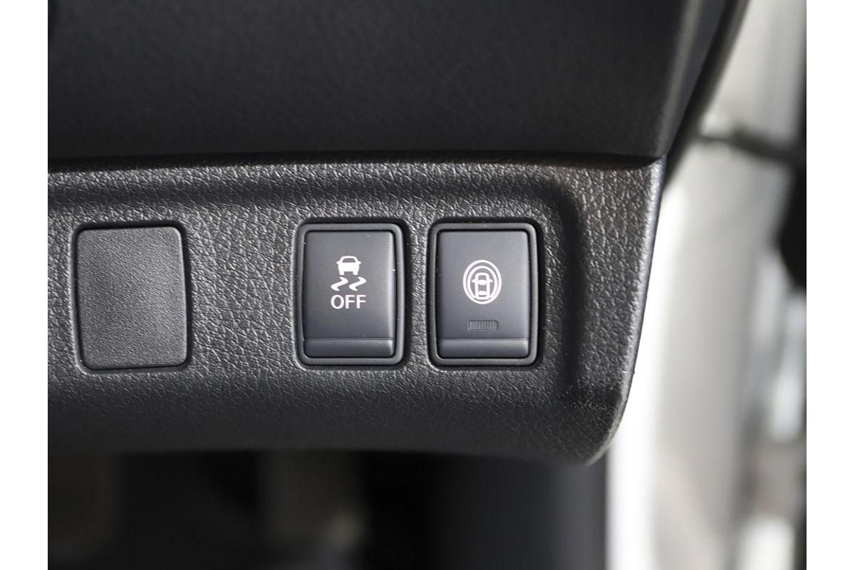 2021 Nissan Navara ST D23