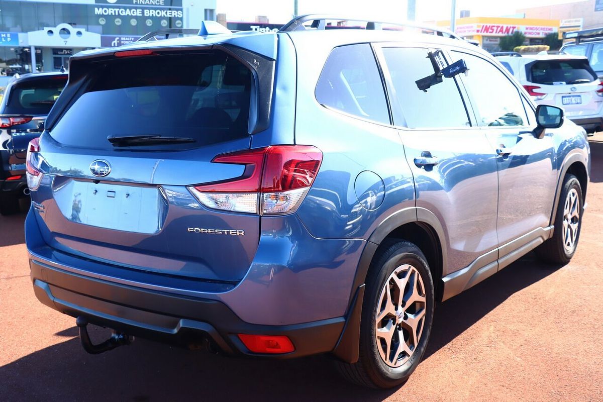 2022 Subaru Forester 2.5i S5