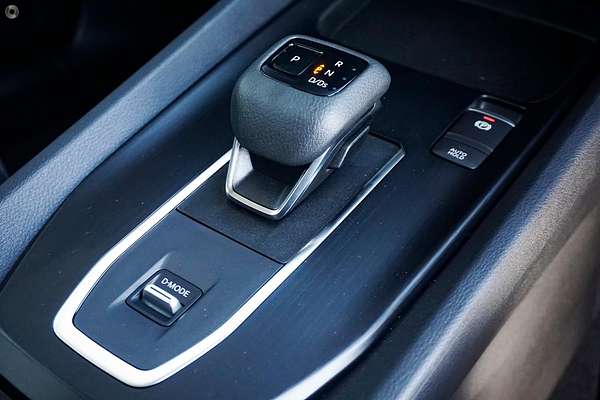 2025 Nissan QASHQAI ST J12