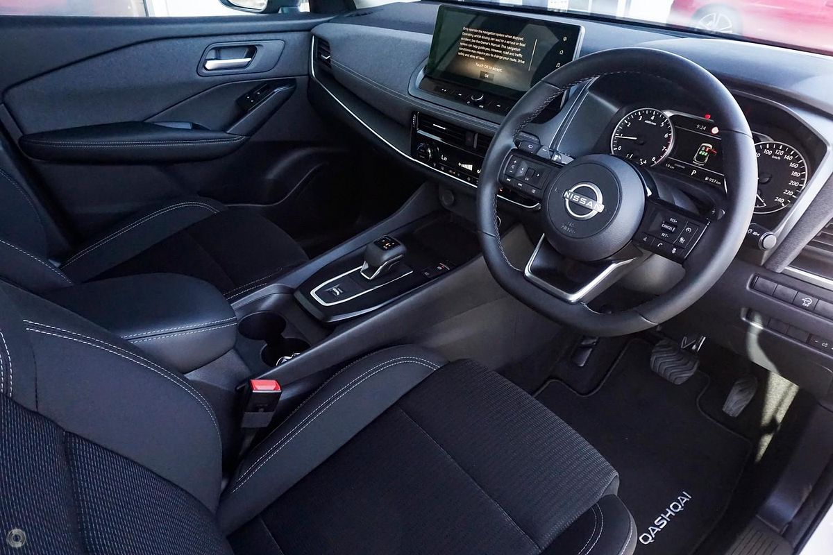 2025 Nissan QASHQAI ST J12