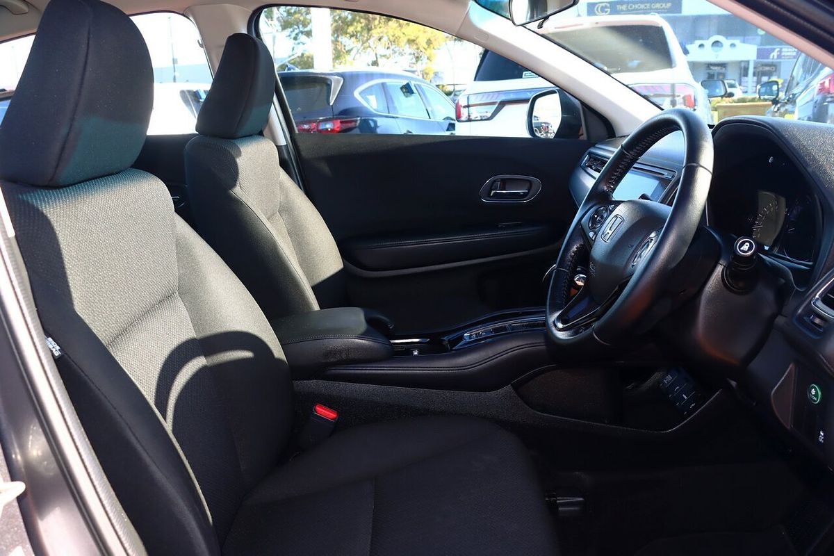 2016 Honda HR-V VTi-S