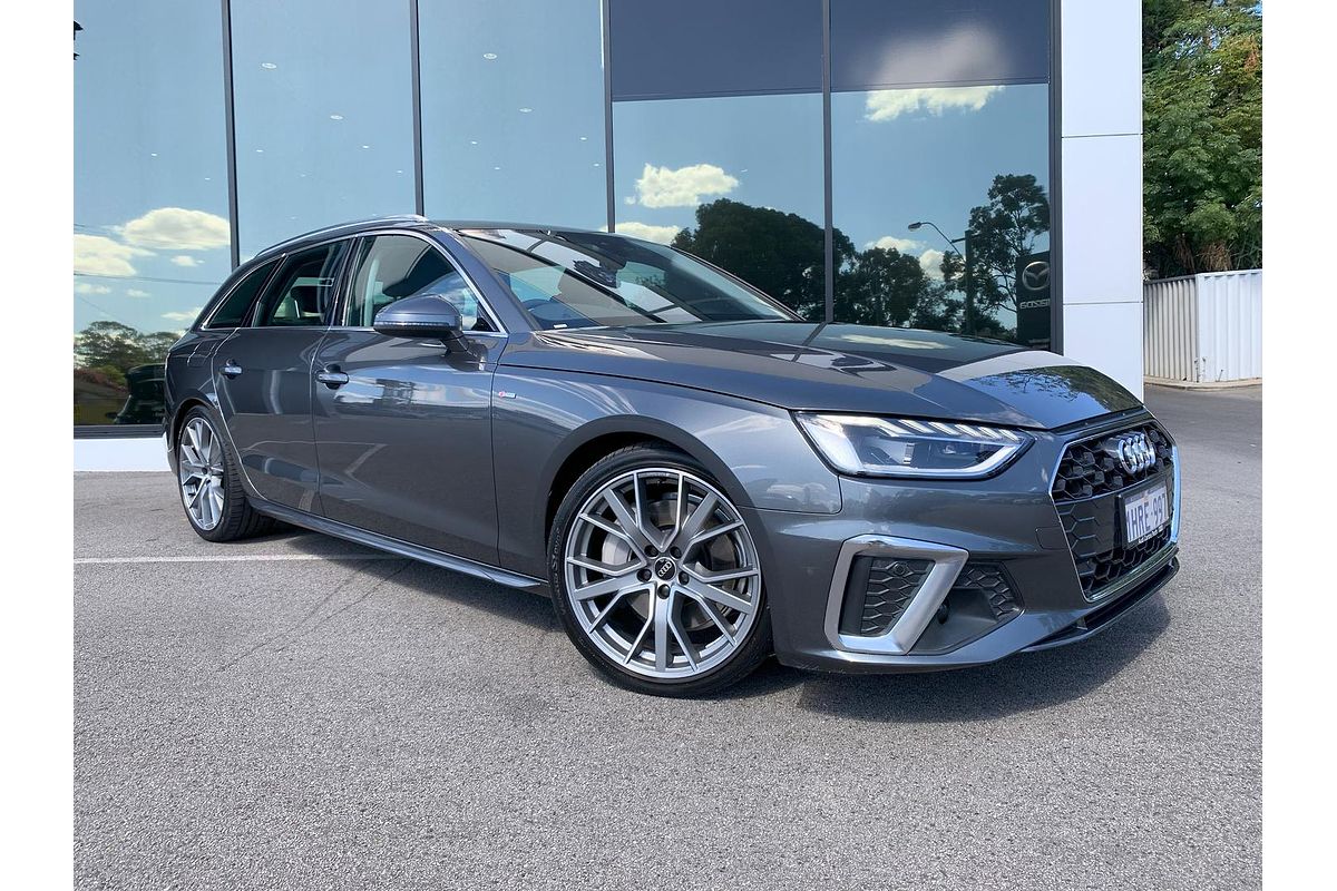2022 Audi A4 45 TFSI S line B9