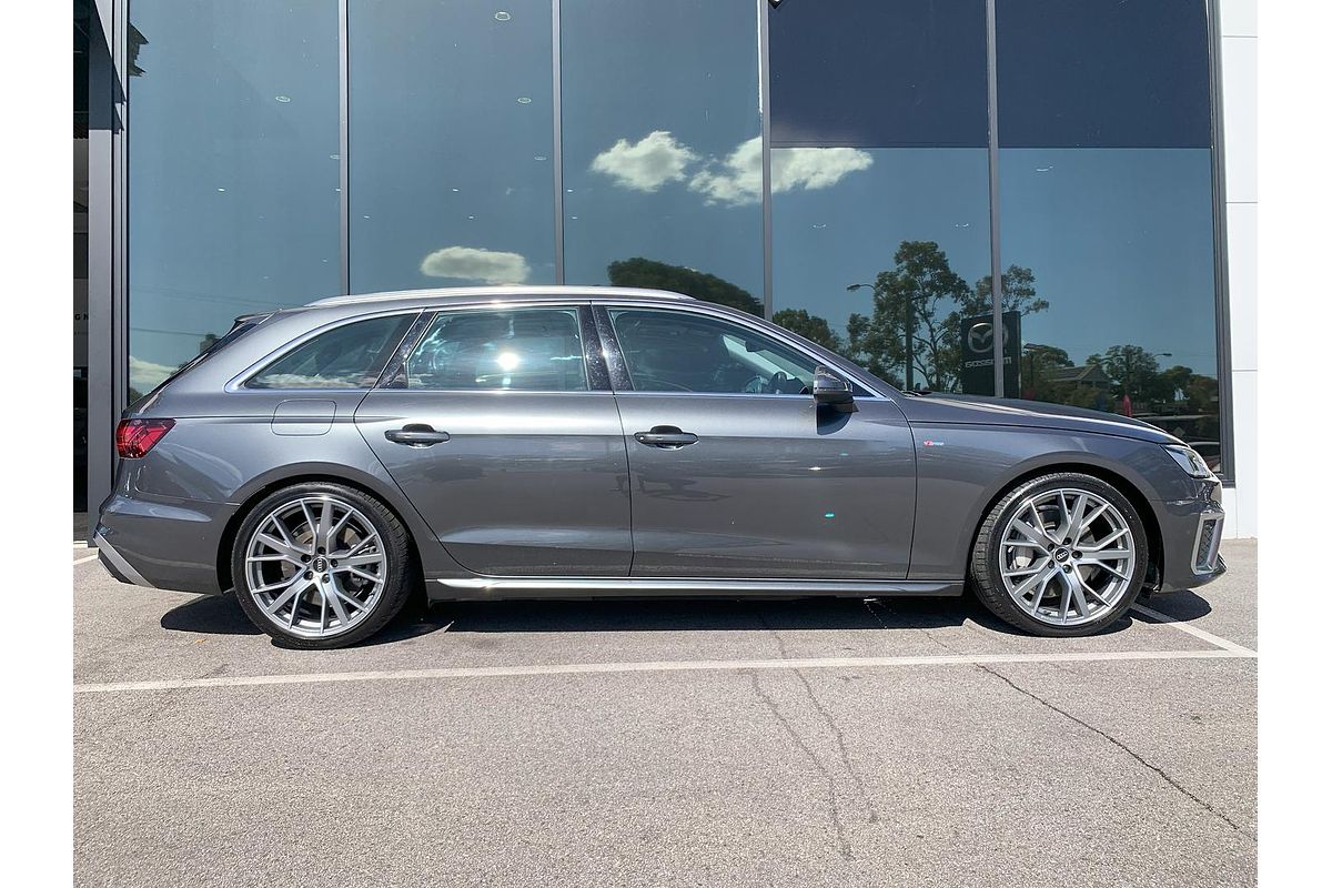 2022 Audi A4 45 TFSI S line B9