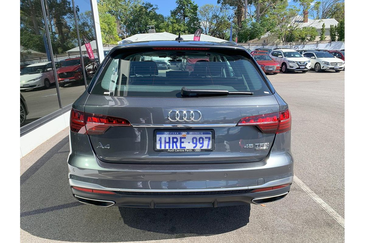 2022 Audi A4 45 TFSI S line B9
