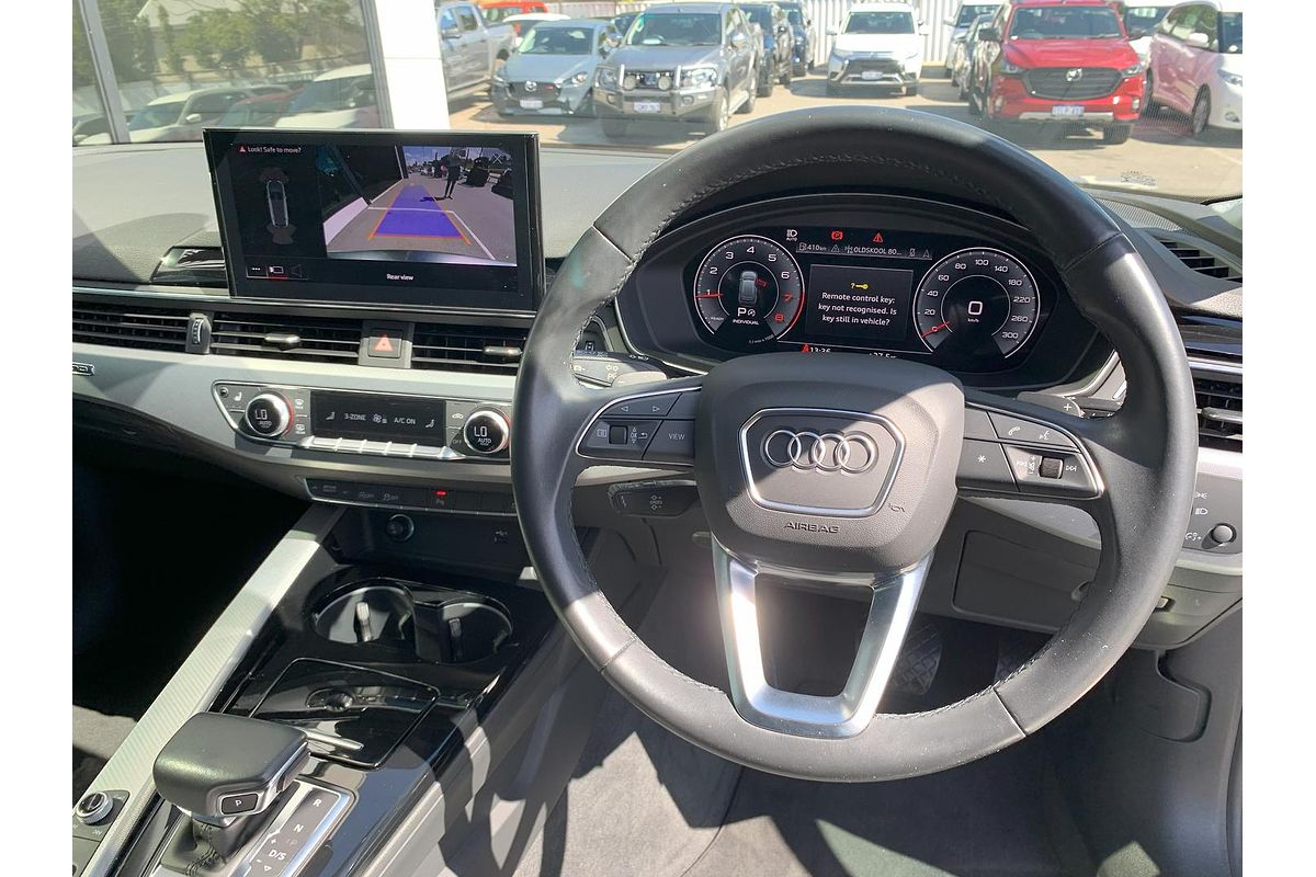 2022 Audi A4 45 TFSI S line B9