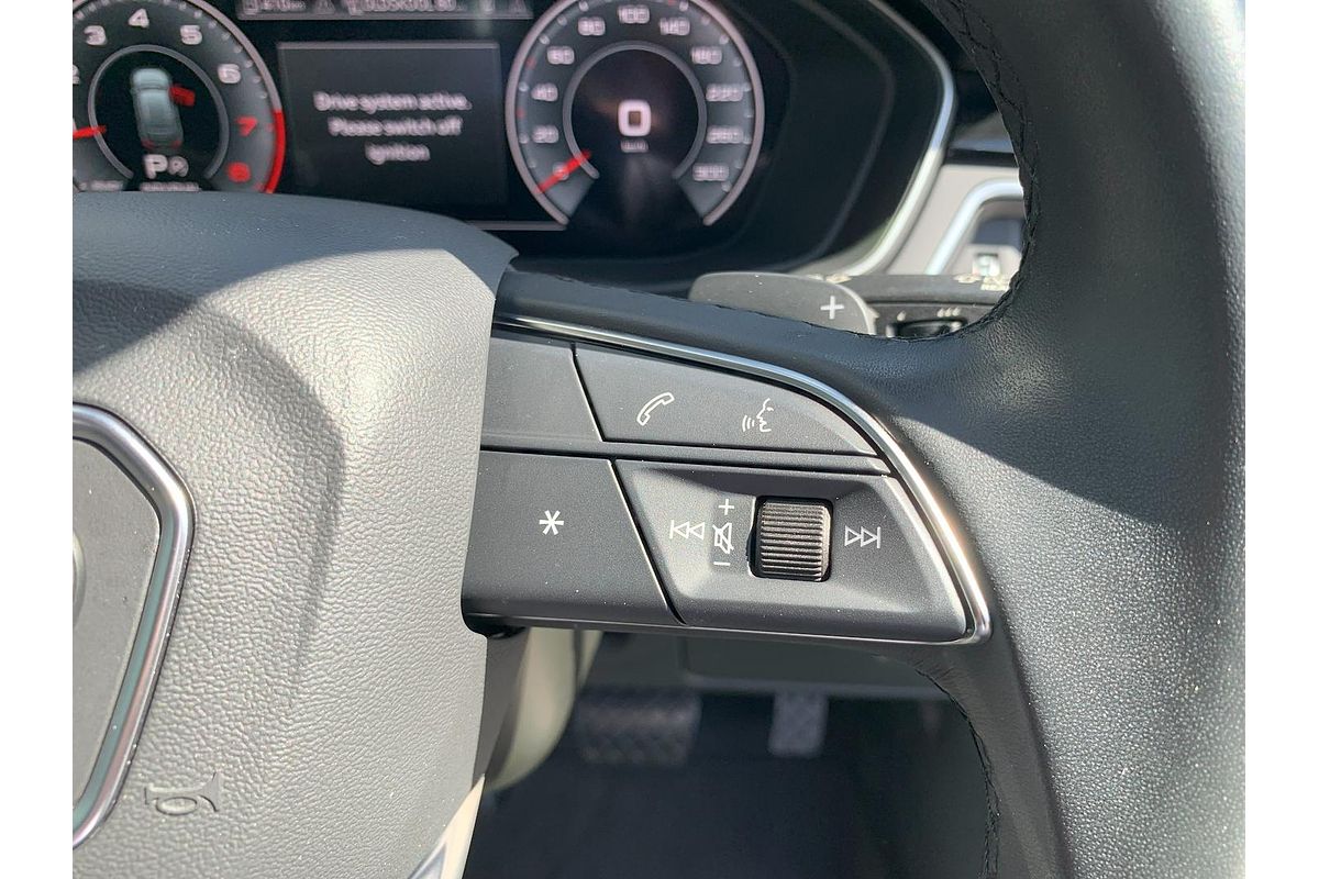 2022 Audi A4 45 TFSI S line B9