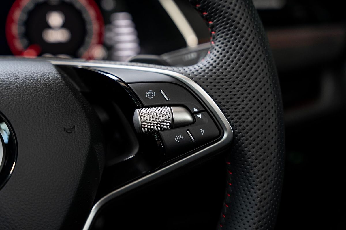 2025 SKODA Octavia RS NX