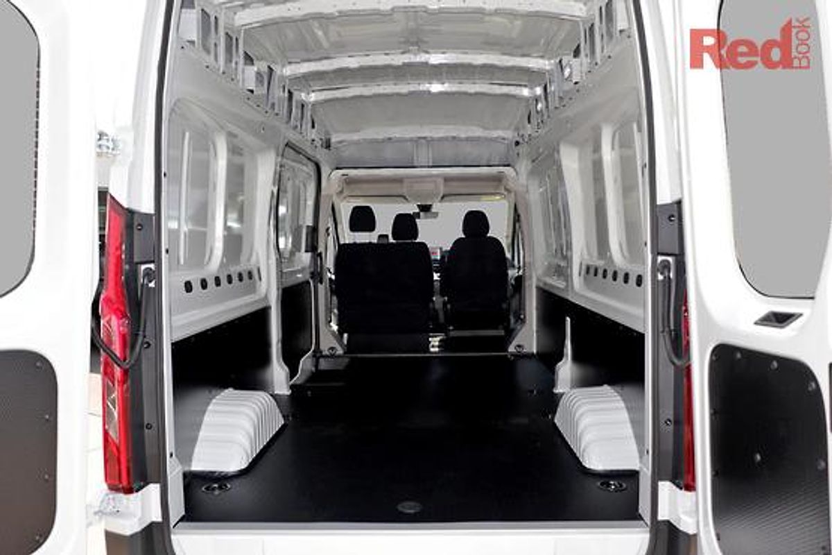 2025 LDV Deliver 9 LWB