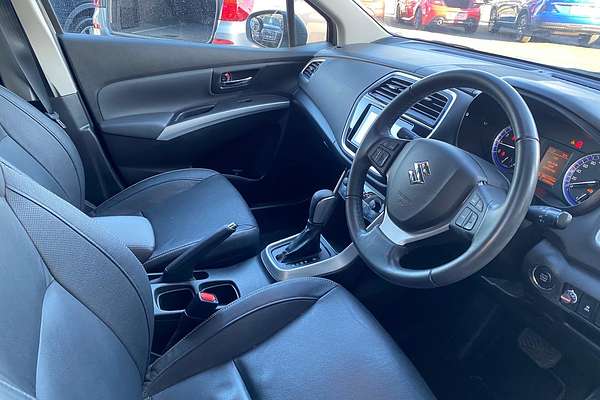 2021 Suzuki S-Cross Turbo Prestige JY