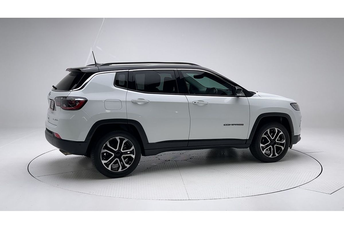 2022 Jeep Compass Limited M6
