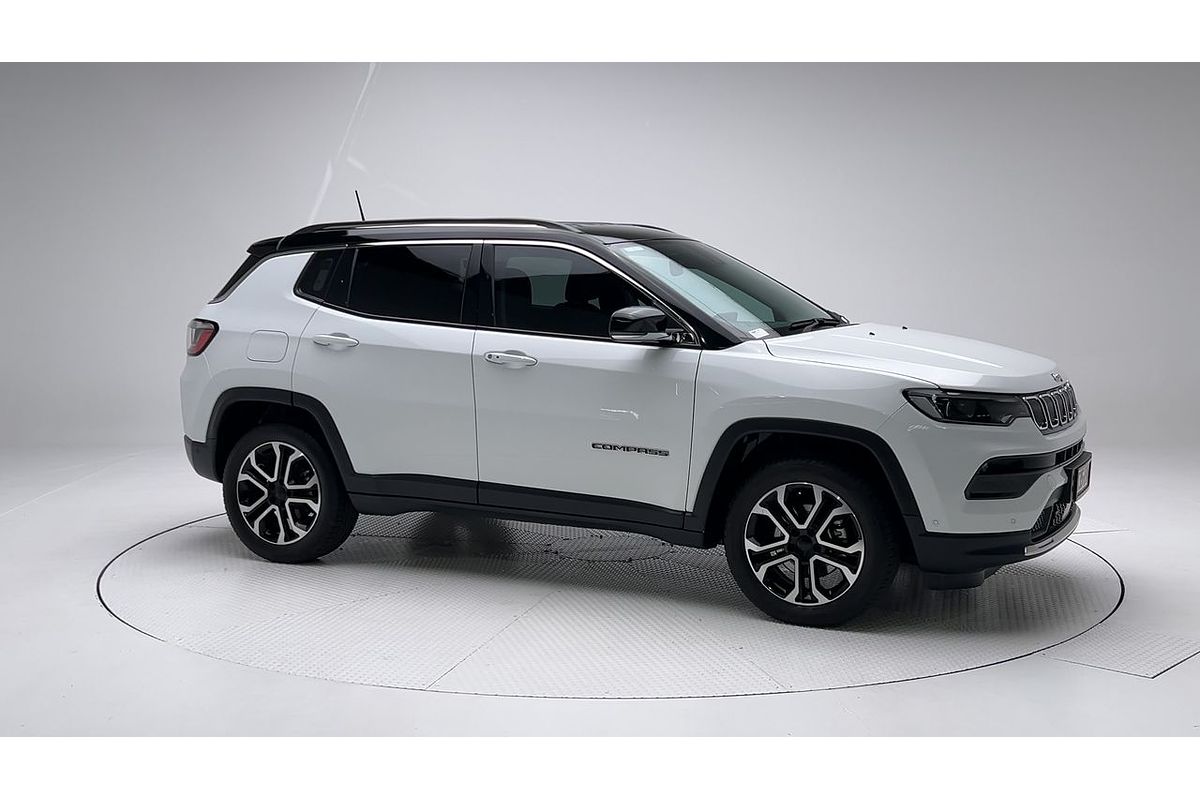 2022 Jeep Compass Limited M6