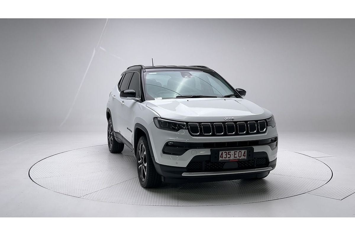 2022 Jeep Compass Limited M6