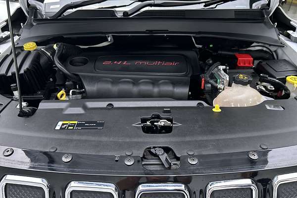 2022 Jeep Compass Limited M6