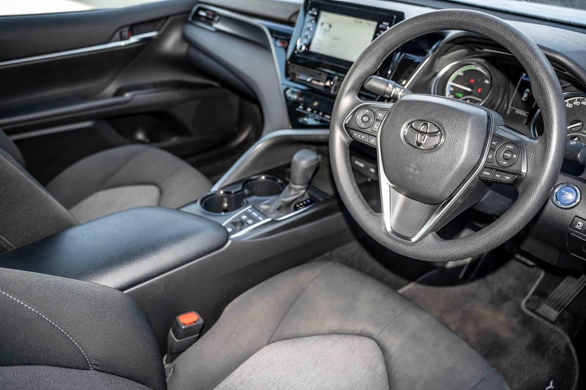 2022 Toyota Camry Ascent AXVH70R