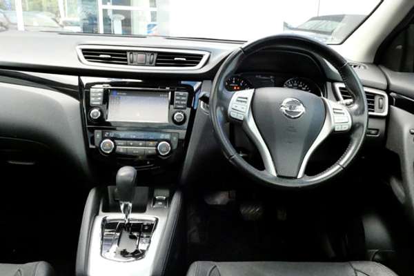 2017 Nissan QASHQAI Ti J11